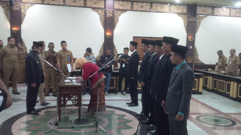 Duh Baru Sembuh, Al Haris Langsung Rombak Kabinet