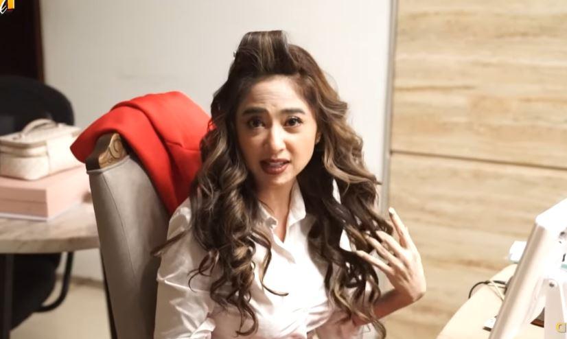 Indah Sari Pergoki Rully Peluk Wanita Lain, Dewi Perssik Tak Percaya: Bisa Dipenjarain