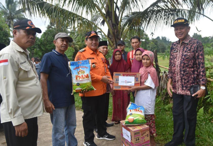 Bantuan untuk Korban Banjir di Sarolangun, Hanya Bersumber dari CSR dan Dinsos
