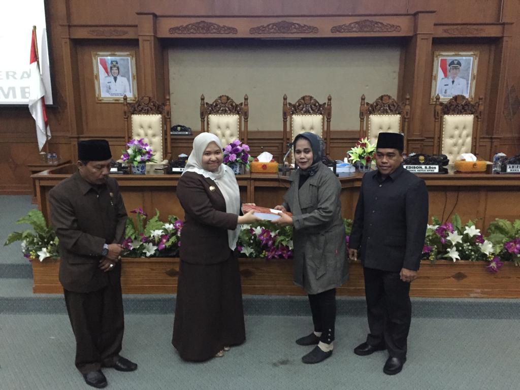 Dewan Apresiasi LKPJ Bupati Muarojambi, Janji Akan Selalu Dukung Program Bupati Masnah