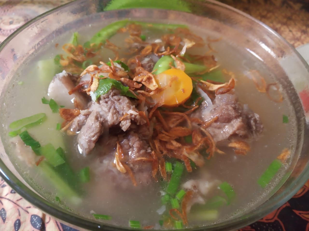 Resep Sop Daging Sayuran, Rebus Daging dengan Dua Kali Perebusan