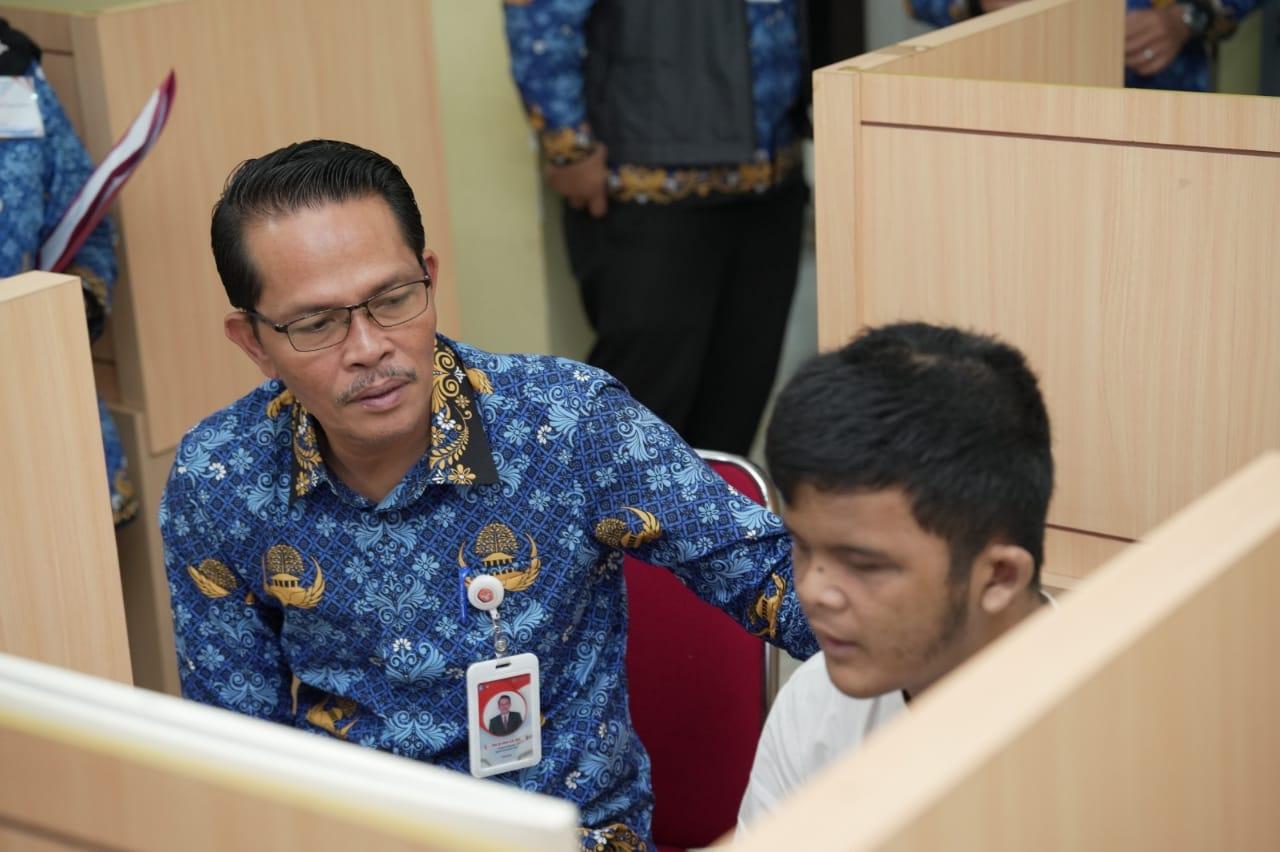 24042026-helmi.jpg