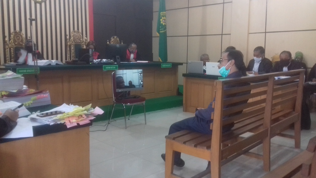 Korupsi Auditorium UIN STS Jambi, Hakim Minta Fakhrul Razi Dihadirkan Lagi
