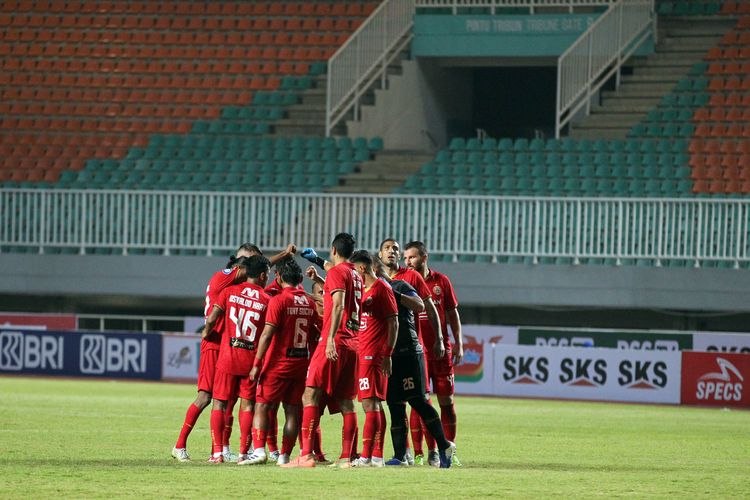 Jadwal Siaran Langsung Liga 1 - Persipura dan Persija Berburu Kemenangan Perdana