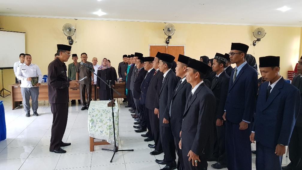 Sekda Tanjabbar Lantik 26 Pejabat Fungsional dan Struktural, 20 Diantaranya Guru, Ini Daftar Namanya