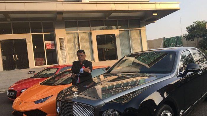 Sopir Lamborghini Hotman Paris Bergaji Rp 8 Juta/bulan Plus Uang Tip, Setiap Mobil Mewah Punya Sopir