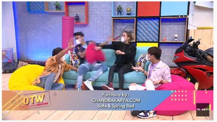 Tak Suka Dibilang Cari Sensasi, Nikita Mirzani Adu Mulut dengan Rizky Billar, Samakan Lutfi Agizal