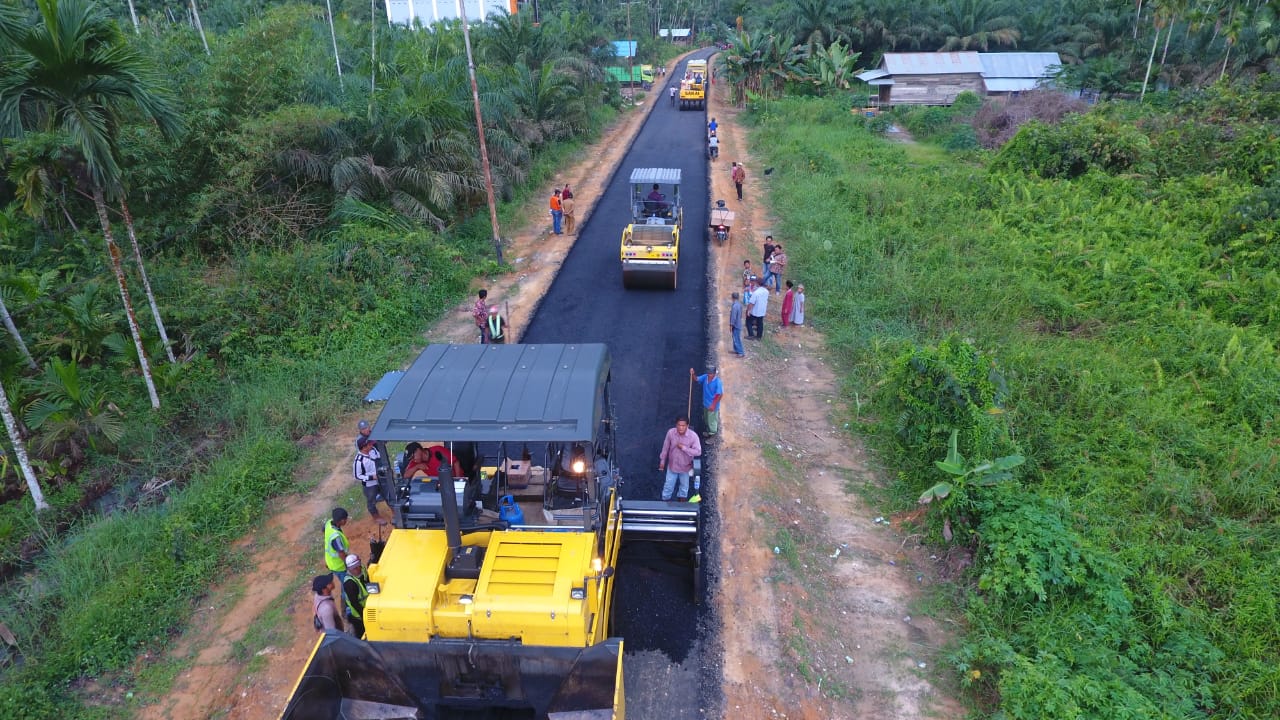 DPRD Tanjab Barat Desak Pemprov Jambi Tuntaskan Pembangunan Jalan Teluk Nilau -Tebing Tinggi
