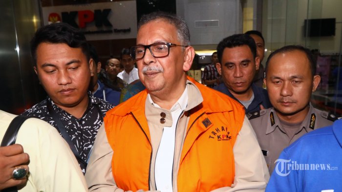 Tersangkut Kasus Suap Proyek PLTU, Dirut PLN Nonaktif Sofyan Basir Ditahan KPK