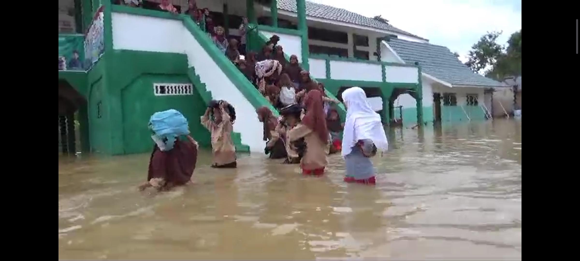 Daftar Lengkap Kecamatan Rawan Banjir di Provinsi Jambi, Lengkap di 11 Kabupaten Kota
