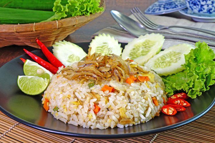 31082022-nasi-goreng-kampung.jpg