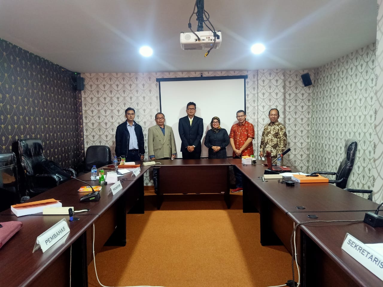 Disertasi Dosen STIE Jambi Tentang Keterikatan Karyawan Tembus Jurnal Internasional