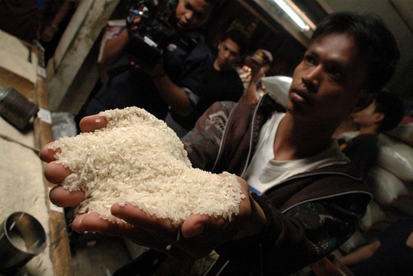 Ciri-ciri Beras Busuk, Wajib Dikenali Agar Nilai Gizi Nasi Tidak Berkurang!