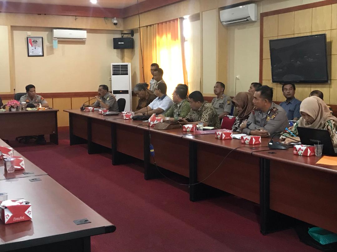 74 Hektare Lahan Terbakar di Muarojambi, Pemkab dan BPBD Gelar Rapat, Tim Masih Dilokasi Kebakaran