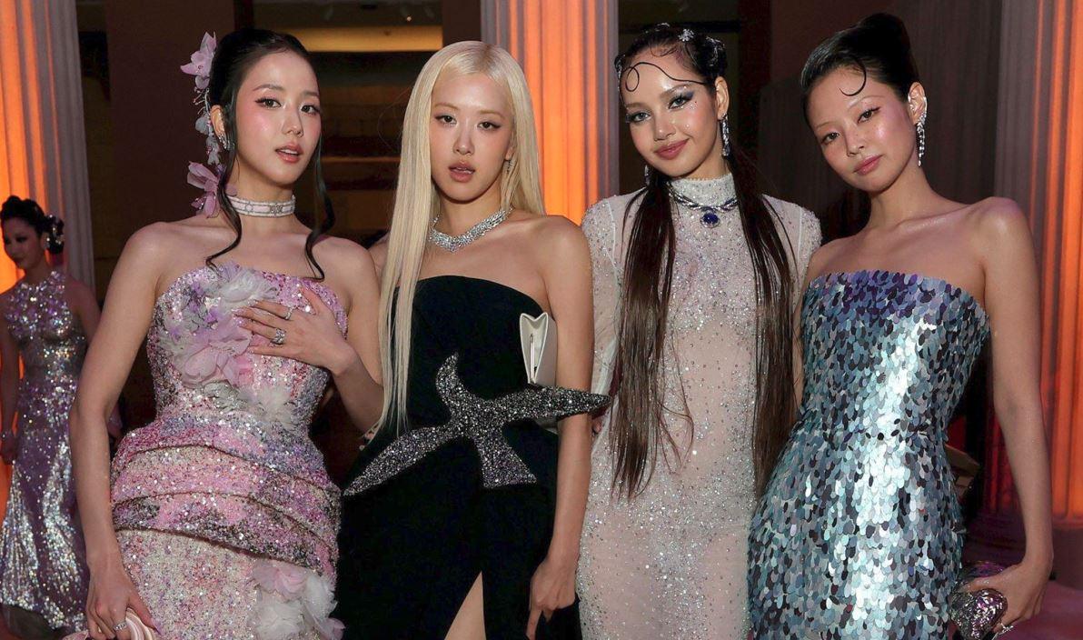BLACKPINK-Hadir-Lengkap-di-Met-Gala-2026.jpg