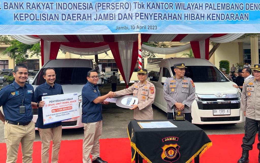 Sinergi BRI-Polda Jambi Perpanjang MoU sekaligus Serahkan Hibah 2 Mobil Vaksinator