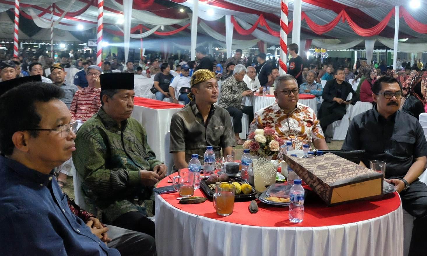 Bachyuni Deliansyah Hadiri Pagelaran Wayang Kulit di HUT TNI ke-78