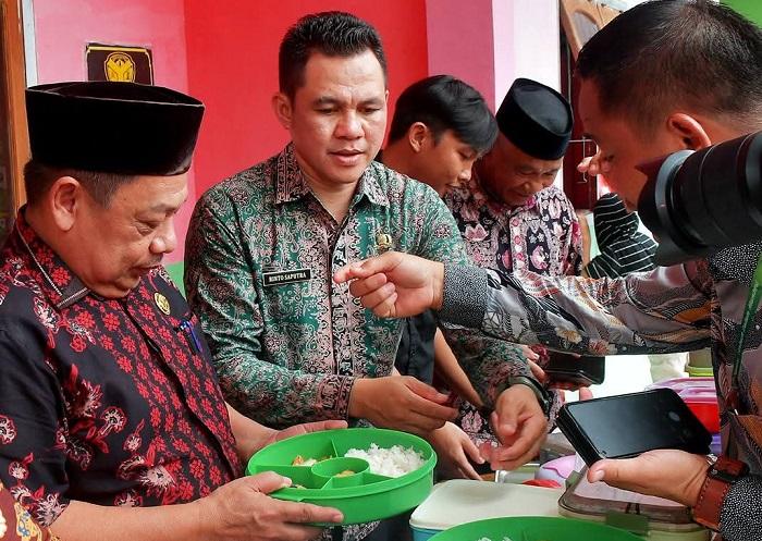 Batanghari Mulai Program Makan Bergizi Gratis, Dukung Anak Sehat dan Cerdas