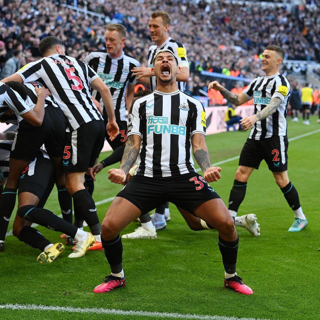 AC Milan vs Newcastle: Eddie Howe Bahas Gaya Bermain di Liga Champions