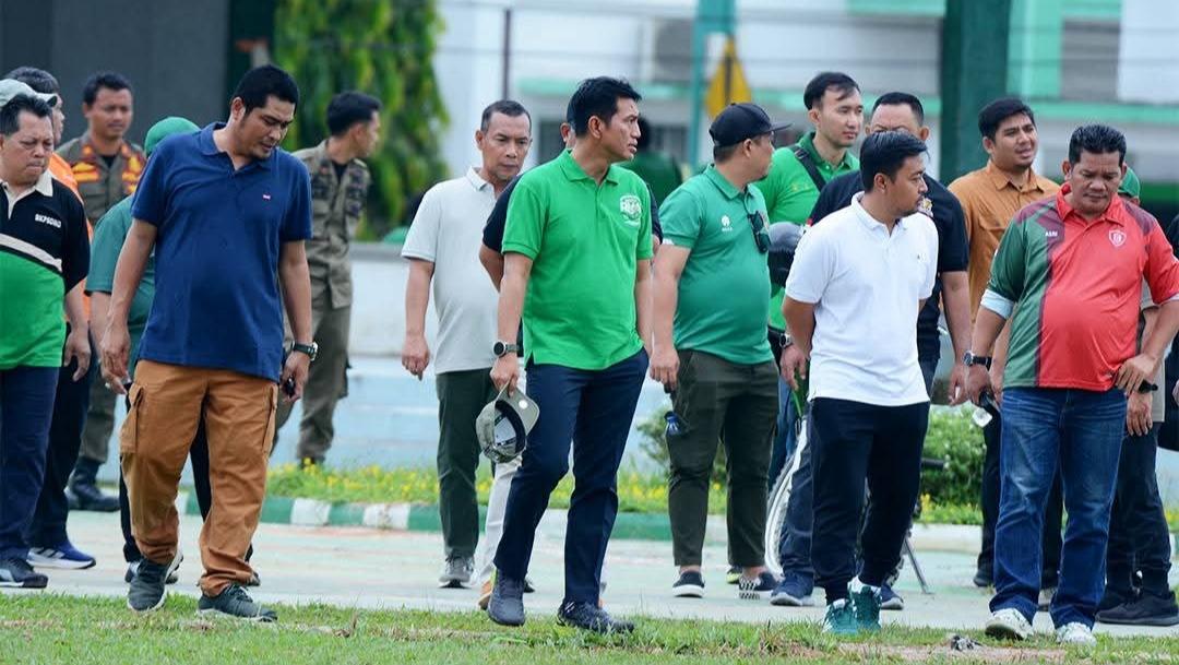 Bupati Batang Hari Pimpin Apel Hari Lingkungan Hidup Sedunia 2025: Fokus Hentikan Polusi Plastik