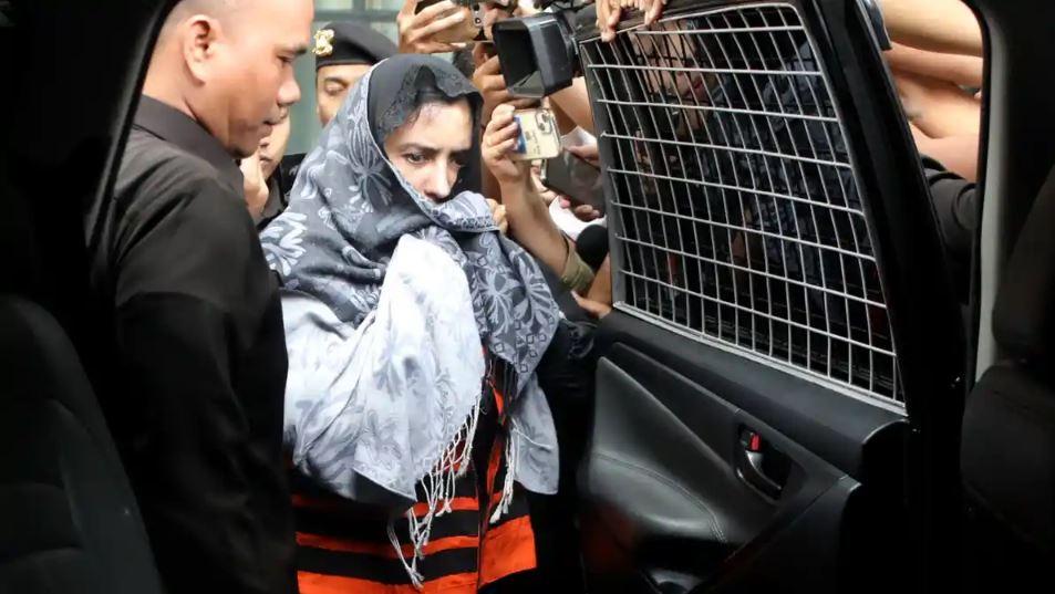 Korupsi Bupati Fadia Arafiq, Suami di DPR dan Anak di DPRD Ikut Nikmati Uang Haram