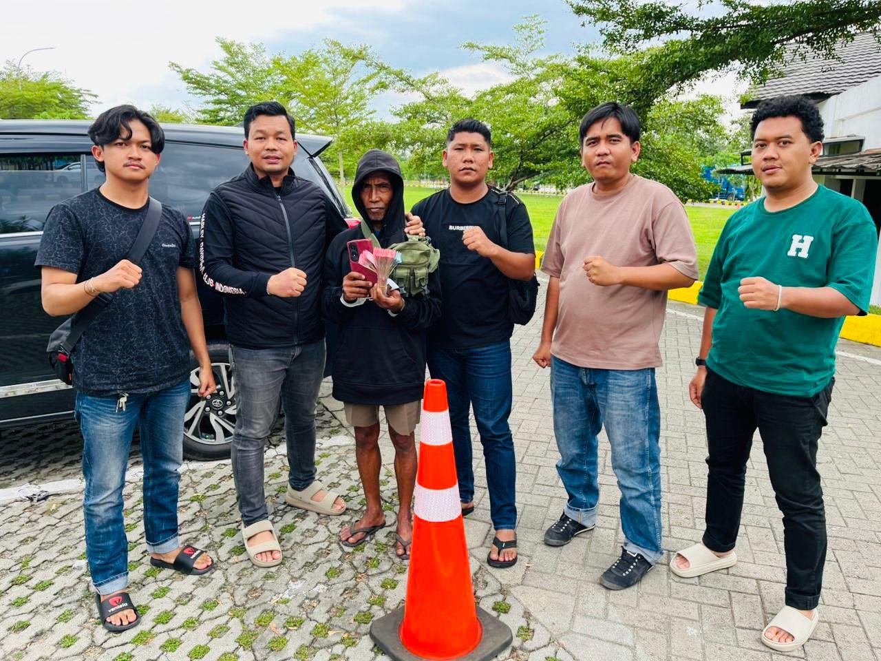 Curi Uang dan HP Rekan Kerja, Pria Asal Salatiga Ditangkap Polisi Muaro Jambi di Lampung