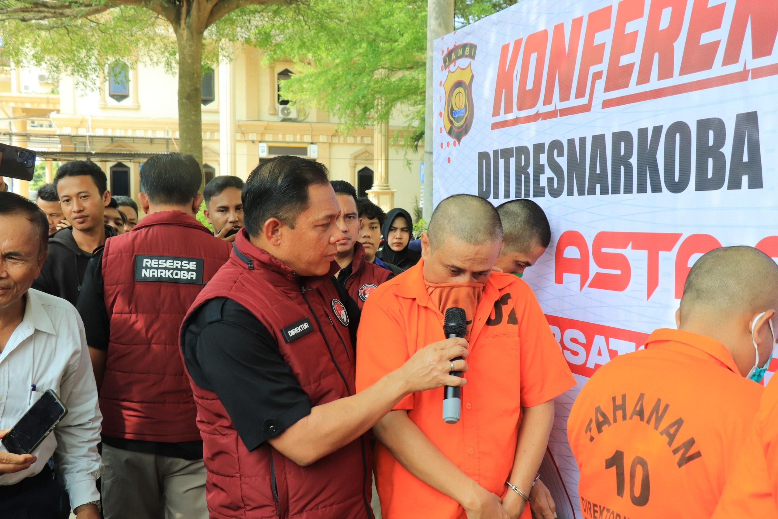 DITRESNARKOBA-POLDA-JAMBI-mengungkap-kasus-besar-tindak-pidana-narkotika.jpg