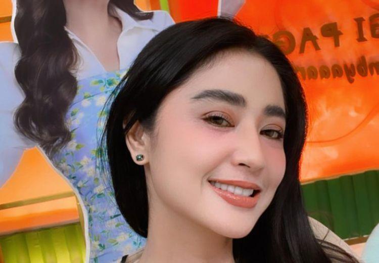 Yang Dilakukan Dewi Perssik saat Dilaporkan oleh Saipul Jamil