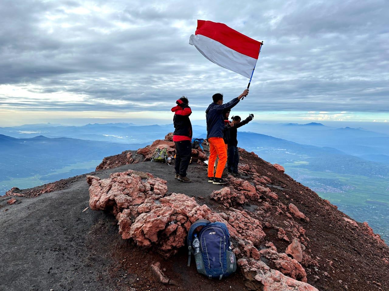 Wisata Gunung Kerinci, Ini Tips Pendakian yang Wajib Diketahui