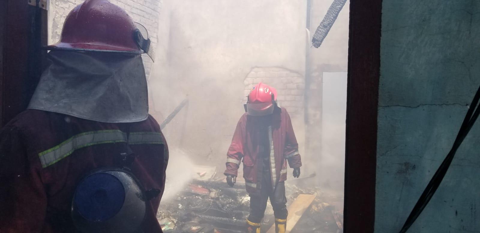 Kebakaran di Kota Jambi, Empat Unit Bedeng Dilalap Api di Pelayangan