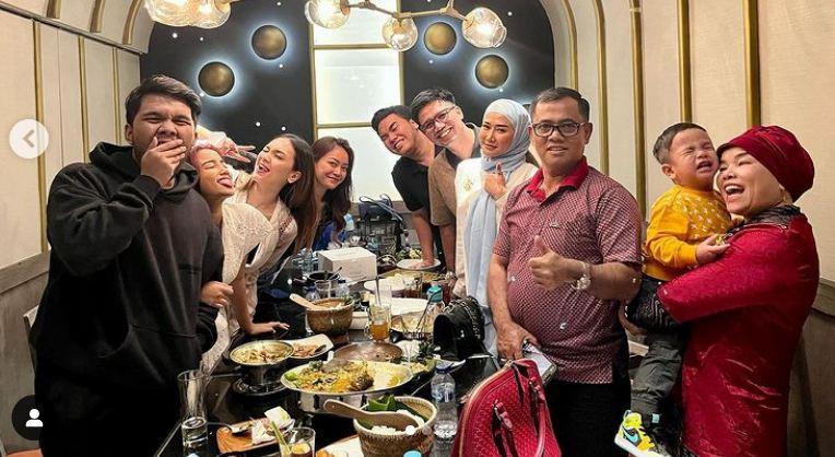 Nathalie Holscher Ditikung Marissya Icha Lagi? Ultah Frans Faisal Tak Ada Janda Sule