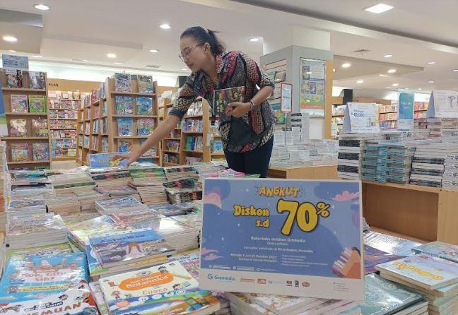 HUT RI ke-78, Gramedia Jambi Beri Diskon hingga 70 Persen