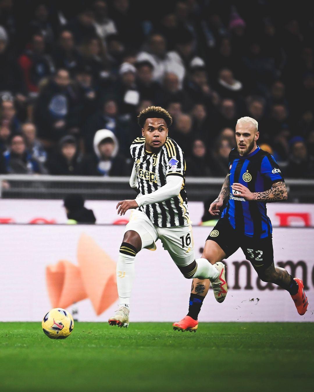 Inter-Milan-vs-Juventus-Weston-McKennie-dan-Federico-Dimarco-05022024.jpg