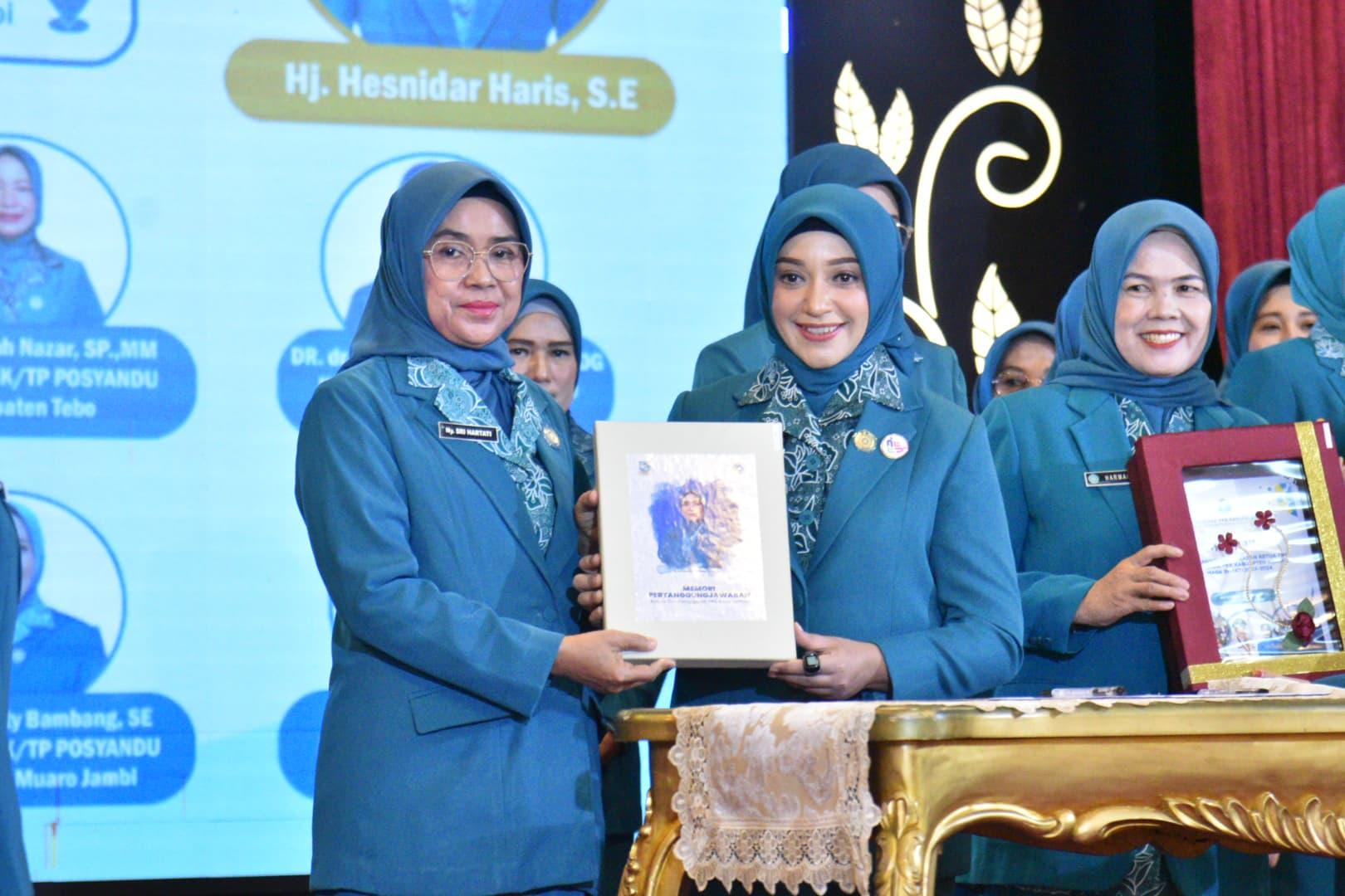 Istri-Wali-Kota-Jambi-Nadiyah-Maulana-dilantik-sebagai-Ketua-TP-PKK-Kota-Jambi.jpg