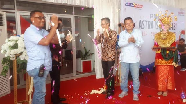 Isuzu Perluas Jaringan di Sumatera, Buka Outlet Kedua di Jambi