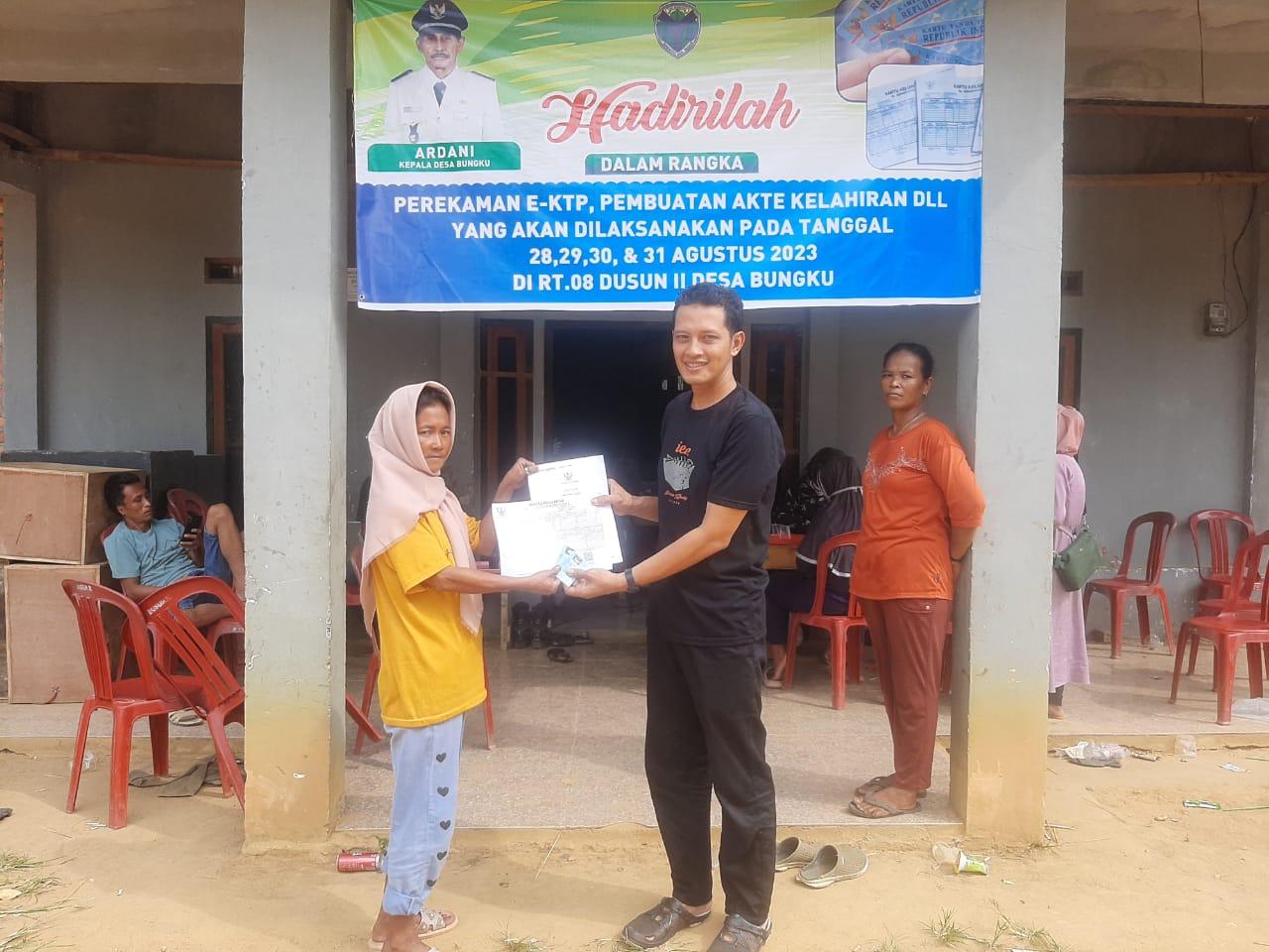 Jelang Pemilu 2024 Dukcapil Batanghari Rekam e-KTP Masyarakat SAD