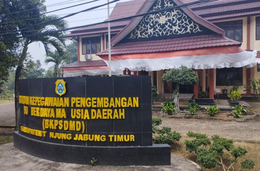 Kantor-BKPSDM-Tanjabtim-2.jpg