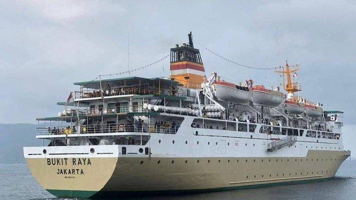 Kapal-Pelni-KM-Bukit-Raya.jpg