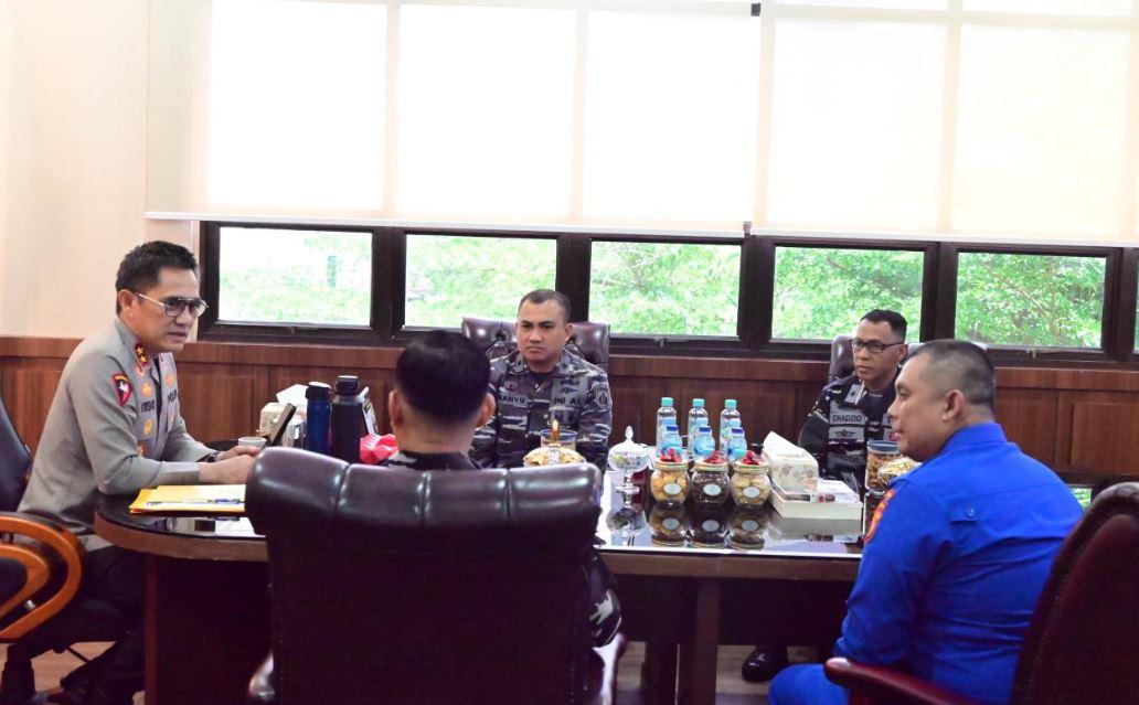 Kapolda-Jambi-Irjen-Pol-Krisno-H-Siregar-2342026.jpg