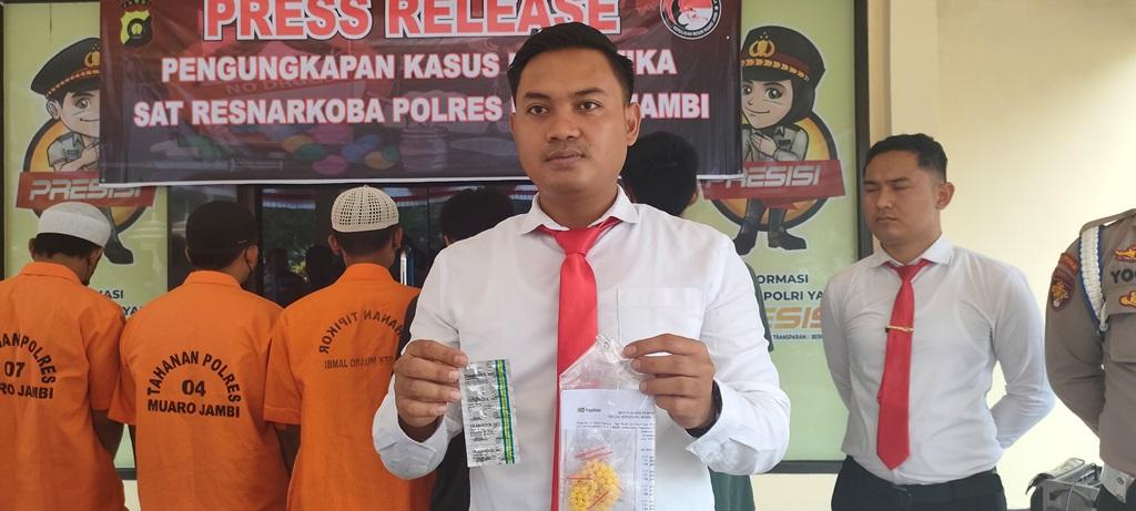 Kasat-Narkoba-Polres-Muaro-Jambi-AKP-Rendie-Renaldy.jpg