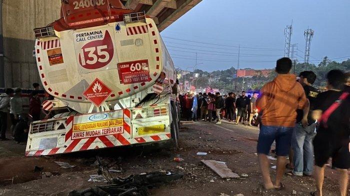 Kronologi Kecelakaan Maut di Cibubur yang Tewaskan 10 Orang