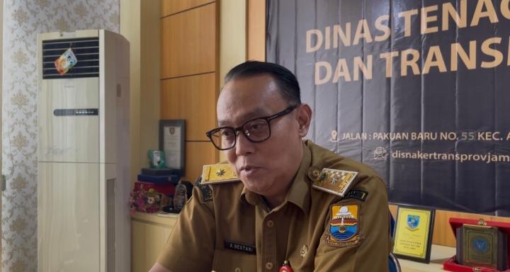 Kepala-Disnakertrans-Provinsi-Jambi-Akhmad-Bestari.jpg