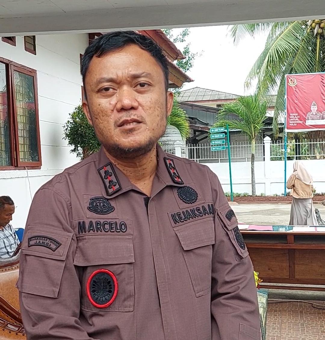 Kepala-Kejaksaan-Negeri-Kajari-Tanjabbar-Marcelo-Bella.jpg