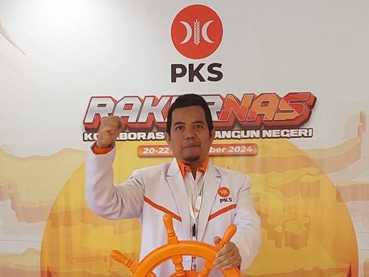 Ketua-Fraksi-PKS-DPRD-Provinsi-Jambi-Mustaharuddin-11012025.jpg