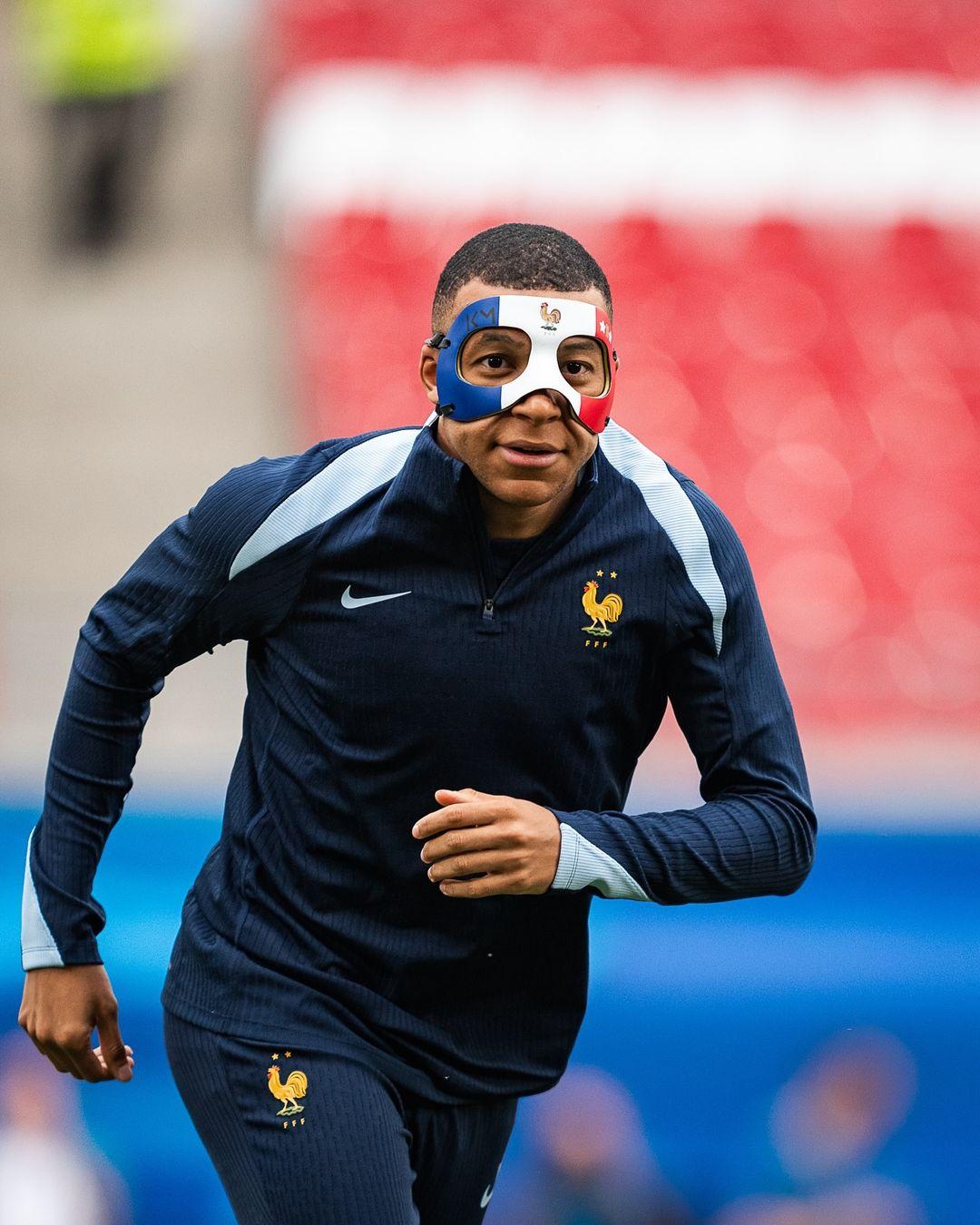 Kylian-Mbappe-di-Timnas-Prancis-21062024.jpg