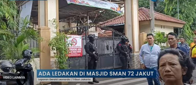 Ledakan-SMAN-72-Jakarta-3.jpg