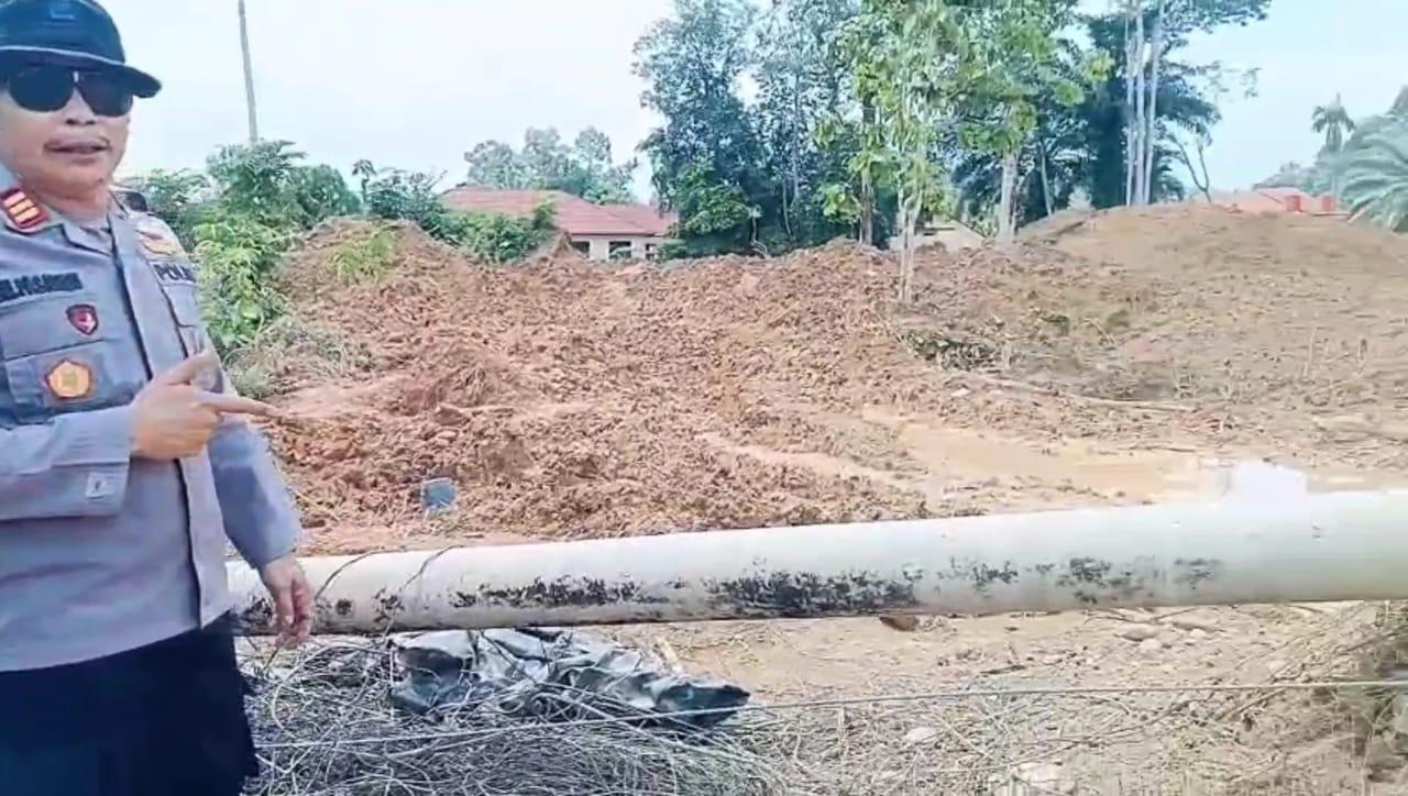 Lokasi-penambangan-emas-tanpa-izin-PETI-mepet-SMAN-8-Kabupaten-Bungo.jpg