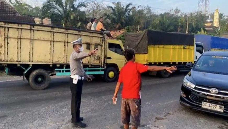 Jalintim Dialihkan ke Jalinteng, Pemudik Kesasar ke Jalan Buntu Usai Ikuti Google Maps
