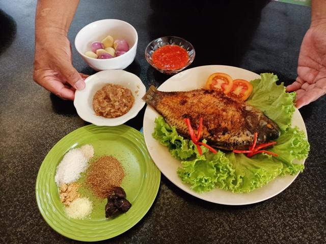 Lezatnya Rasa Tradisi, 8 Makanan Khas Batanghari yang Wajib Dicoba Saat di Jambi