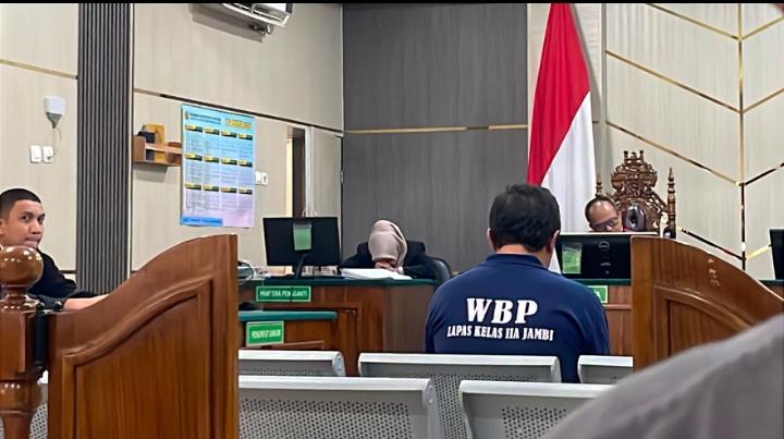 Mantan Ketua KONI Sarolangun Sampaikan Pledoi pada Sidang Korupsi Dana Hibah - Tribunjambi.com